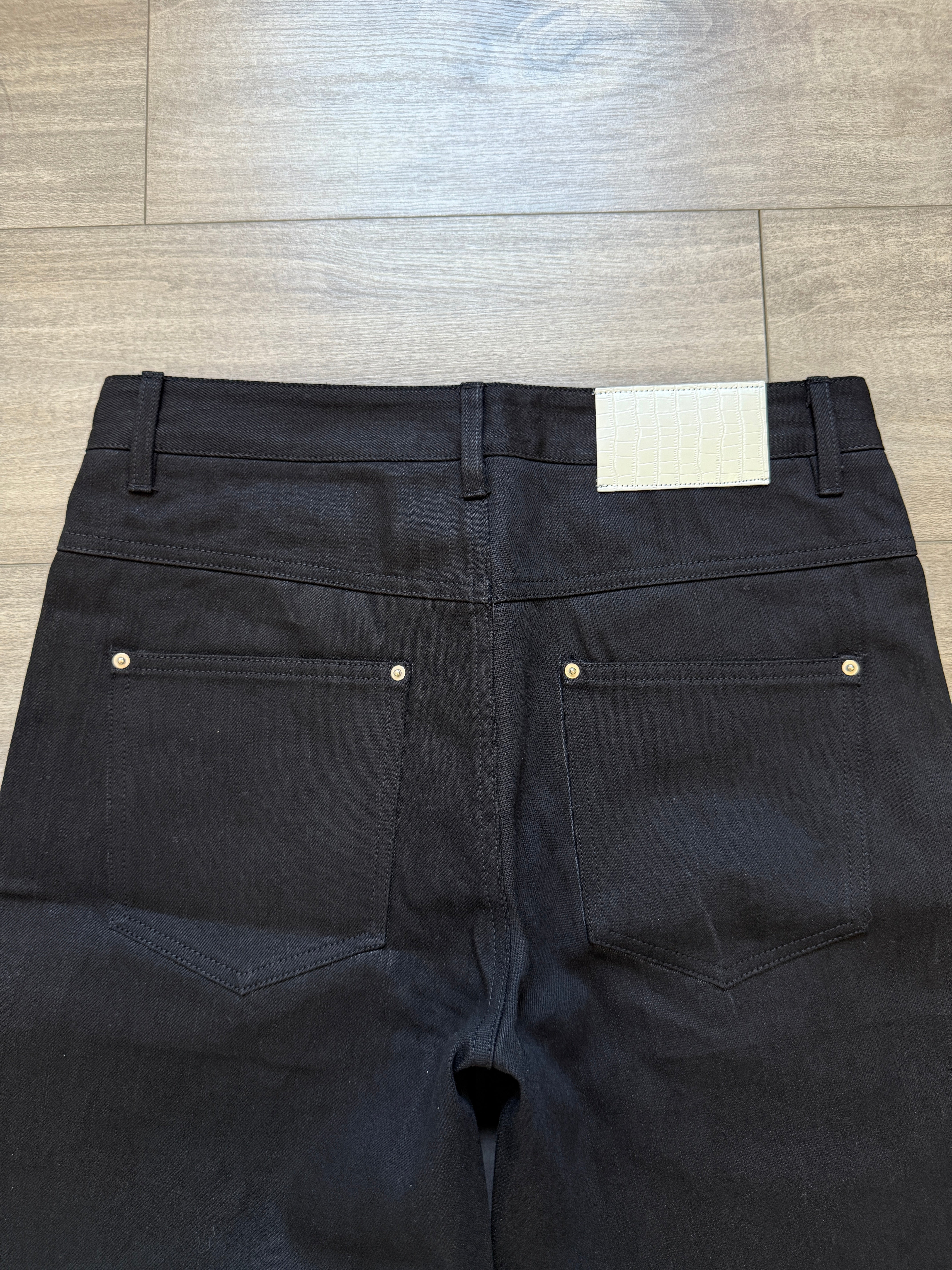 JET BLACK SELVAGE DENIM